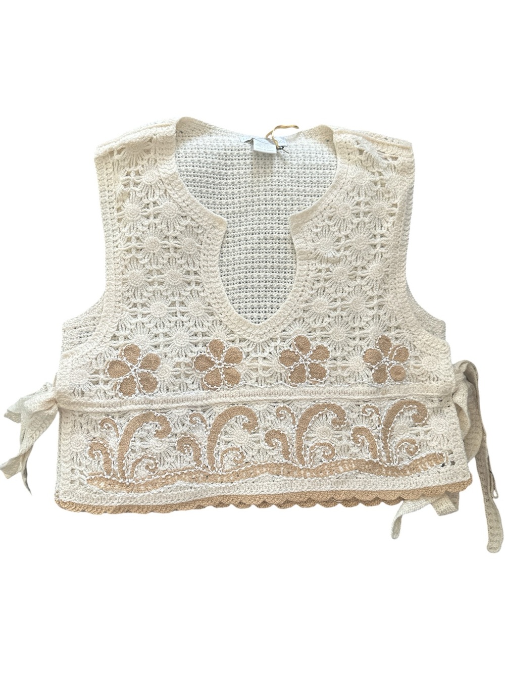 House Of Harlow 1960 Crochet Floral Tie-Side Vest